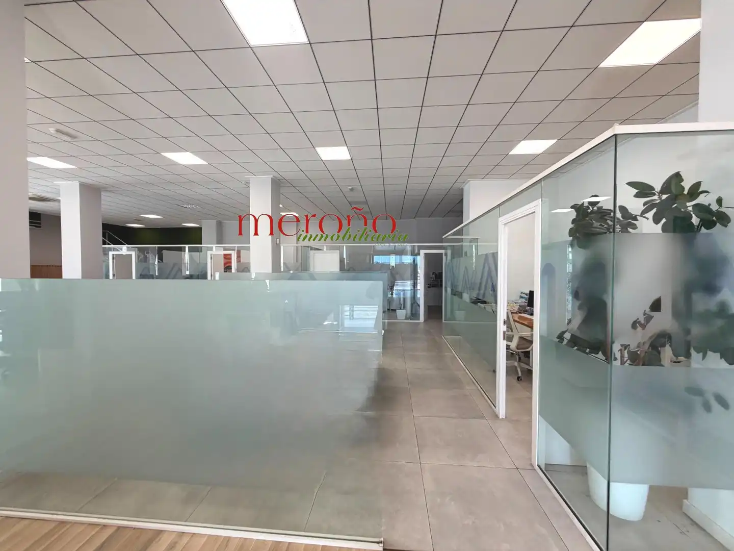 Local de alquiler en Elche / Elx con Aire acondicionado