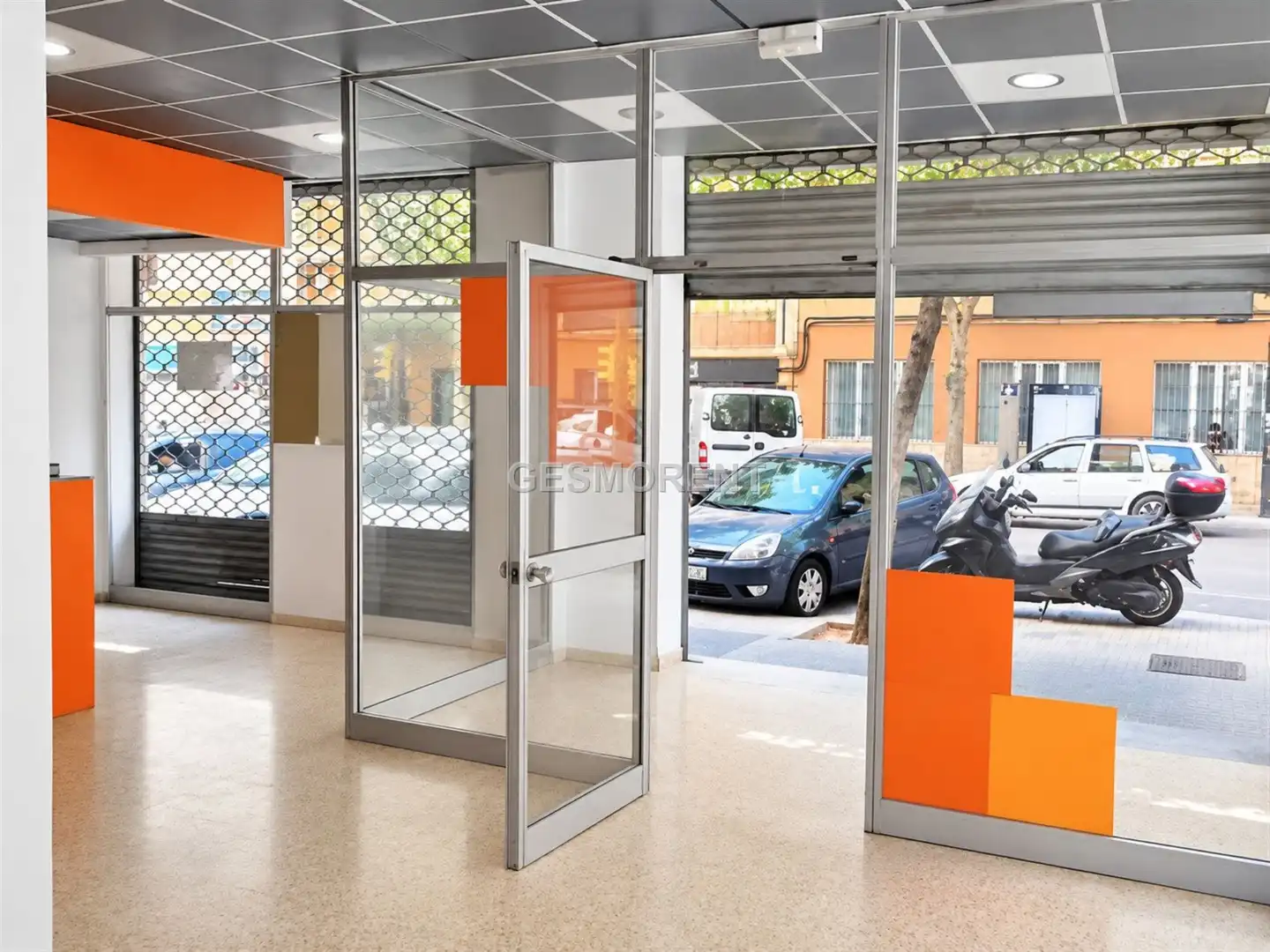 Local comercial en venda a Llevant, imagen 2