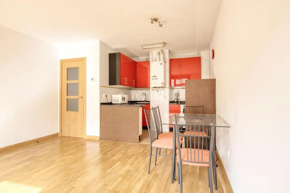 Cocina de Piso en venta en Valladolid con Calefacción y Trastero