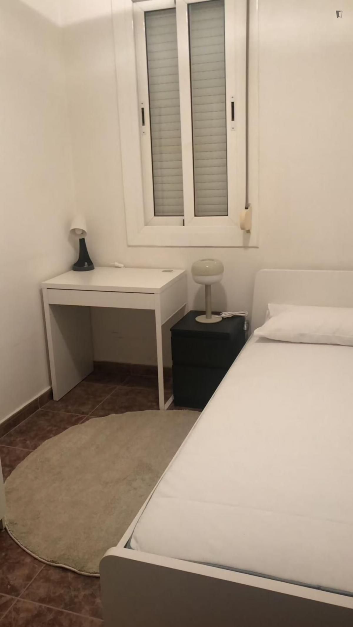 Apartment to share in Zona Franca - Port