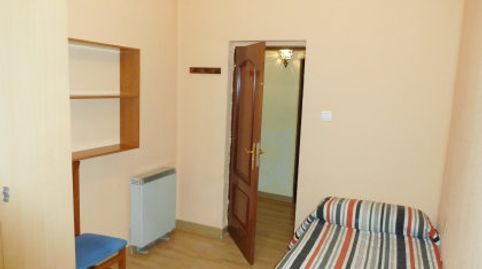 Foto 3 de Piso de alquiler en San Bernardo, Salamanca Capital