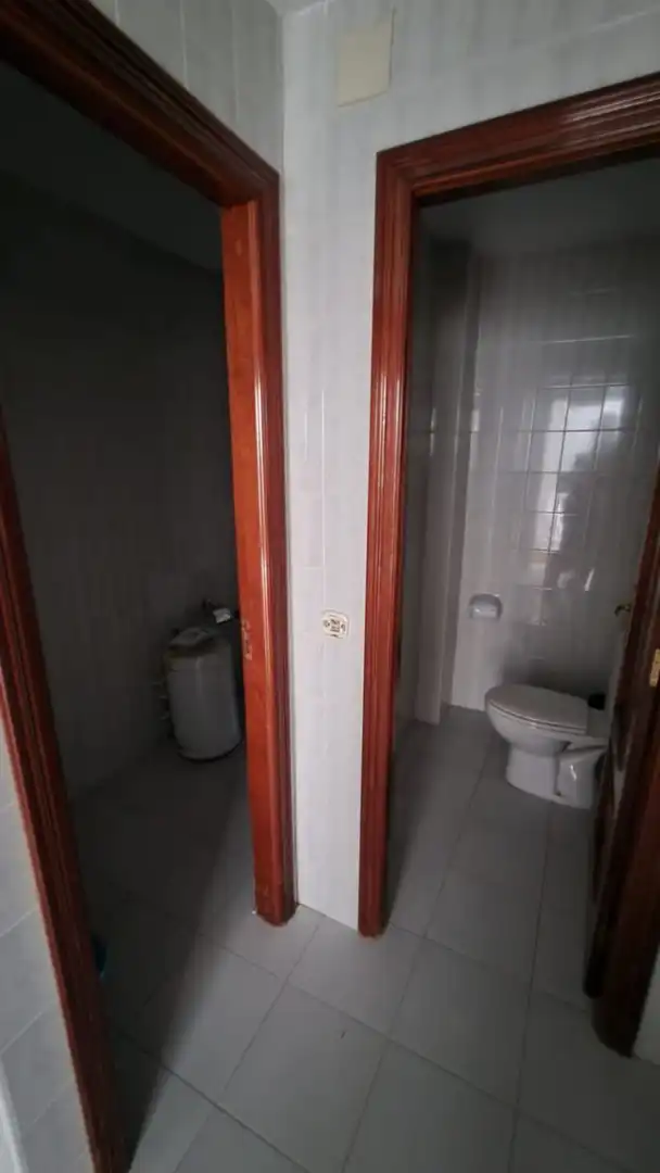 Bathroom of Office for sale in León Capital   with Heating