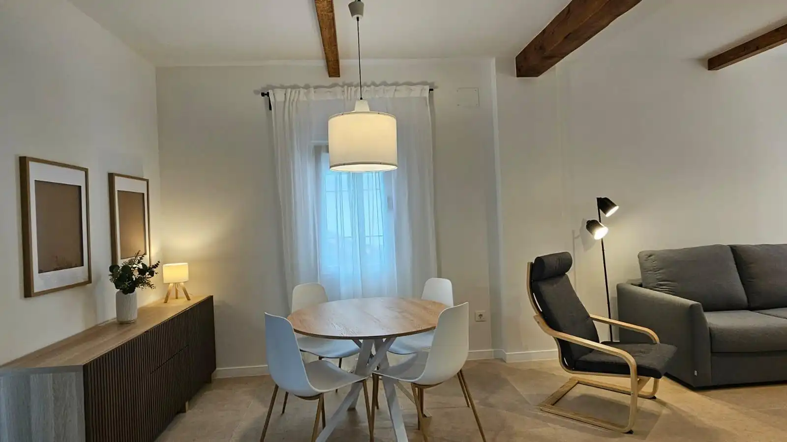 Dining room of Houses for sale in Alaquàs  with Air Conditioner, Terrace and Furnished