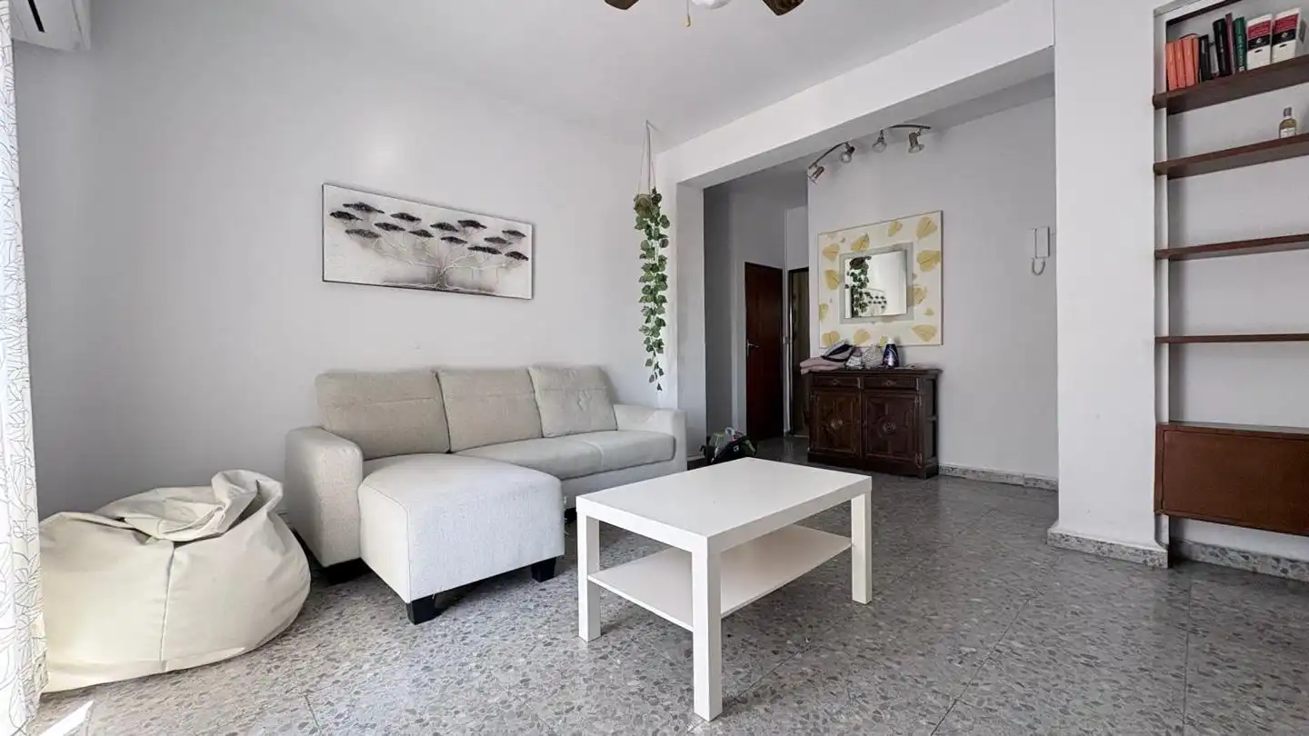 Wohnung zur Miete in Calle Ronda Ancha, Pryconsa - Juan de Austria