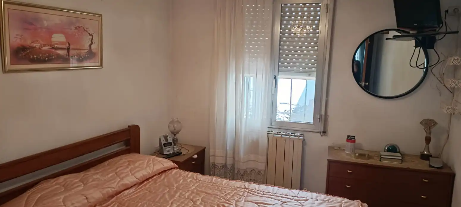 Dormitori de Casa o xalet en venda en Viguera amb Calefacció, Terrassa i Balcó