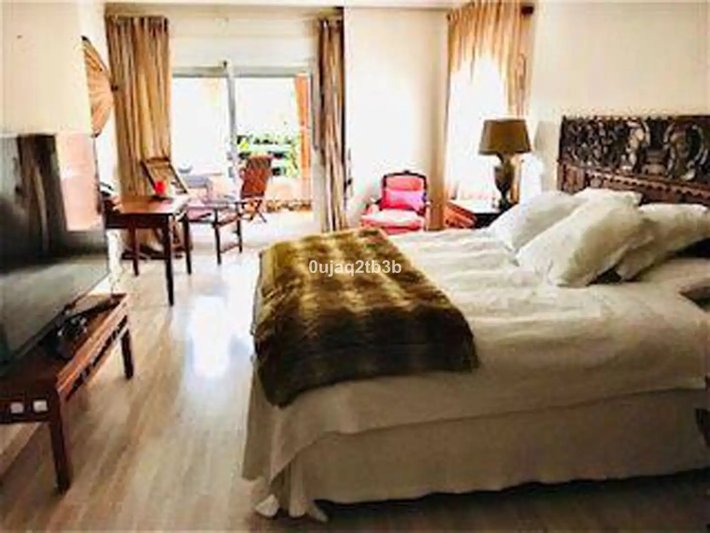 Bedroom of Flat for sale in Estepona  with Air Conditioner, Terrace and Storage room