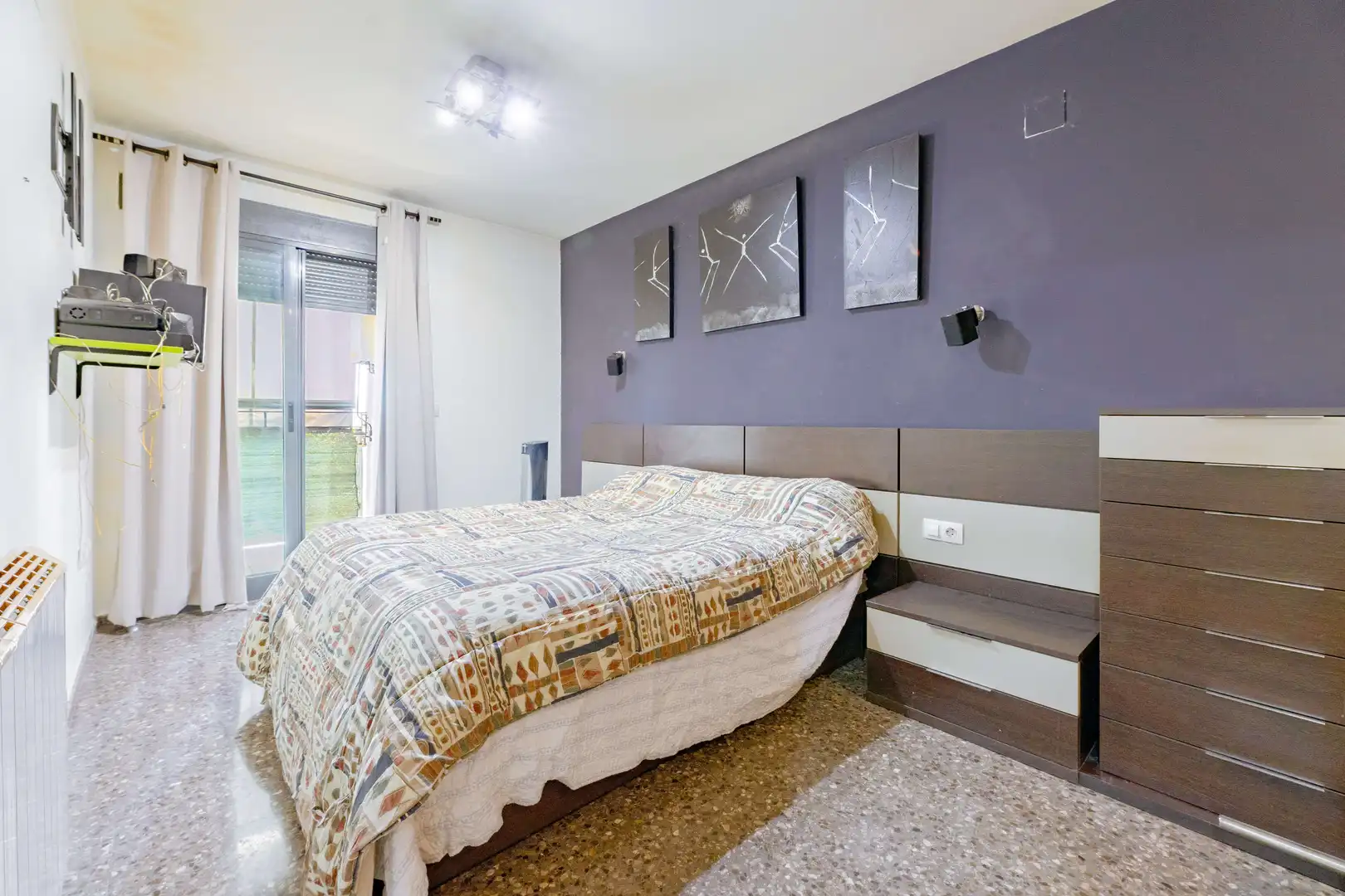 Bedroom of Flat for sale in Paterna  with Air Conditioner, Heating and Storage room