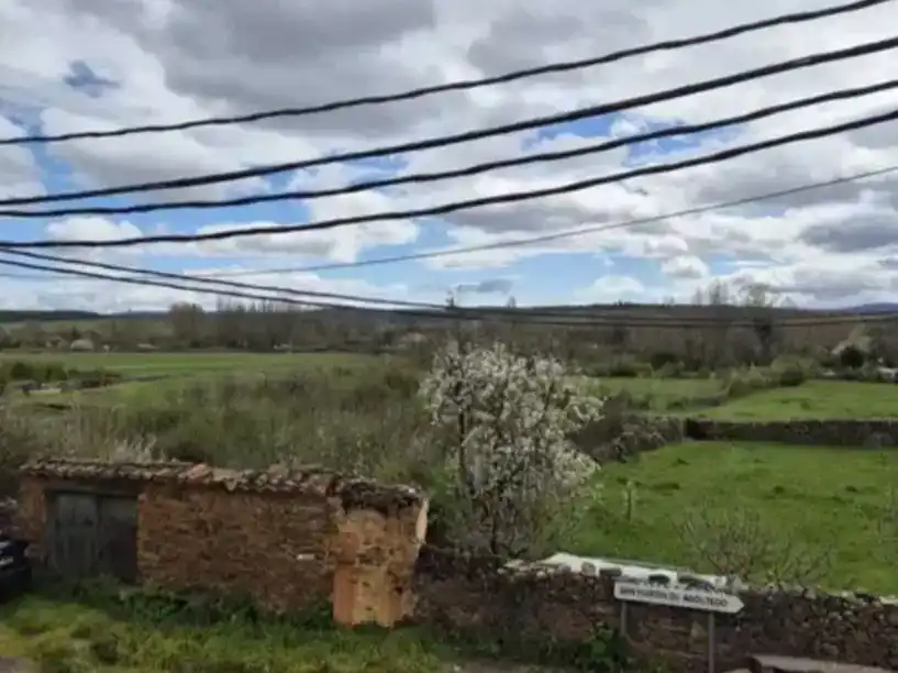 Casa adosada en venda en Val de San Lorenzo