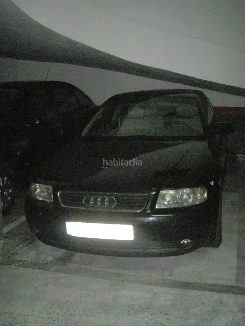 Einzelparkplatz zum Verkauf in Calle Toledo 10