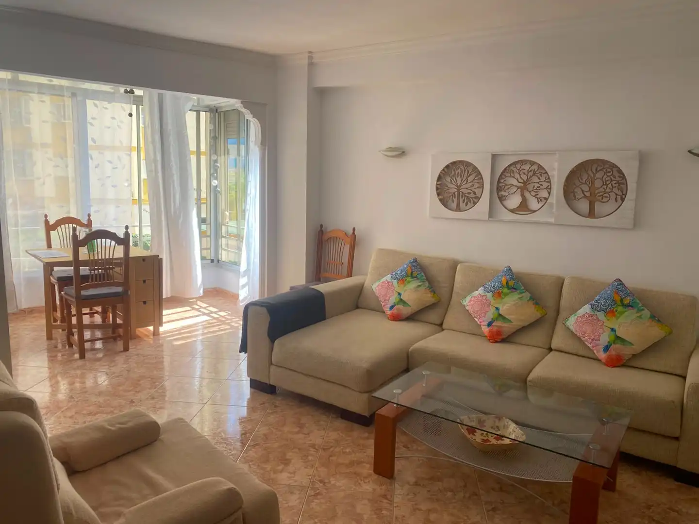 Sala d'estar de Pis en venda en Vélez-Málaga amb Aire condicionat, Calefacció i Moblat