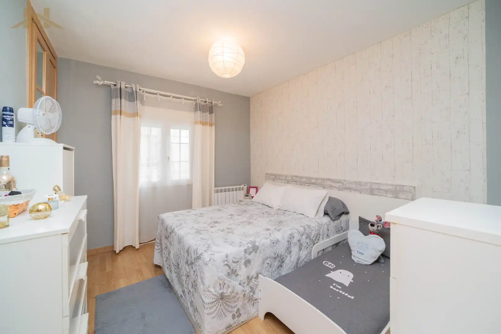 Bedroom of Flat for sale in Leganés  with Air Conditioner, Heating and Parquet flooring