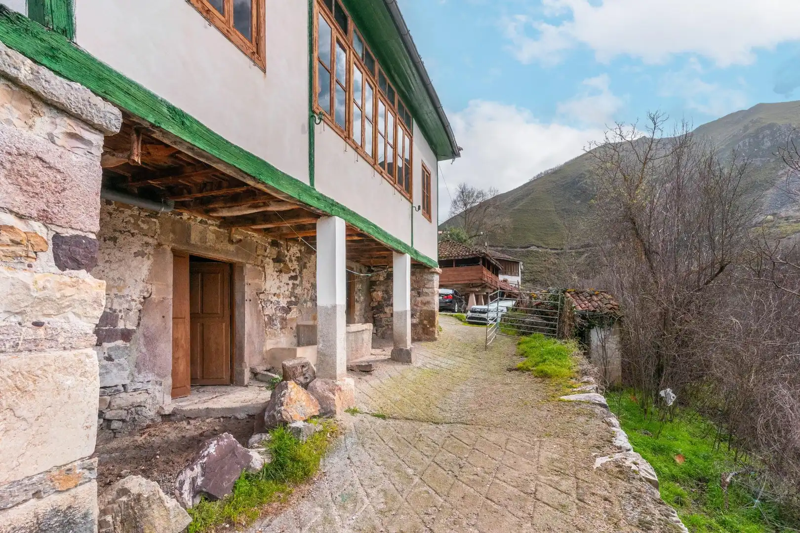 Vista exterior de Casa o chalet en venta en Somiedo con Calefacción y Jardín privado