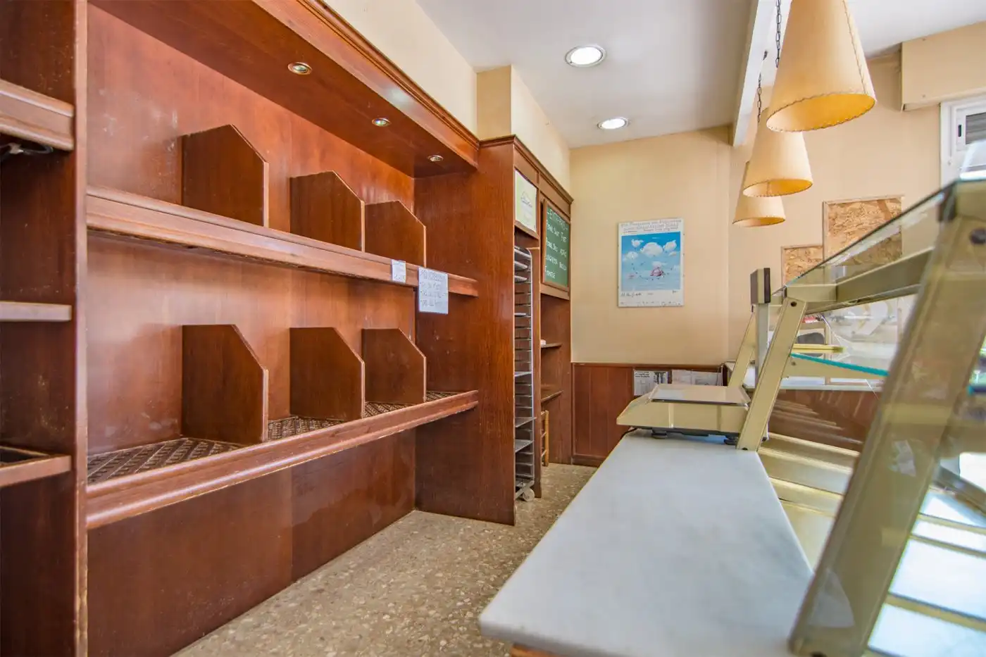 Houses for sale in Calle COMPOSITOR JOAQUIM SERRA, 3, Eixample - Horta Capallera