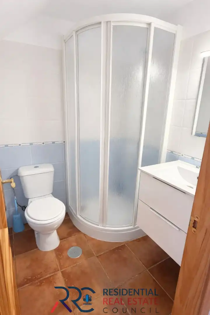 Baño de Casa adosada en venta en Cartaya con Alarma