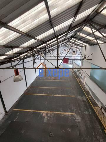 Nave industrial en Alquiler en Ribera de Axpe Etorbidea en Erandio