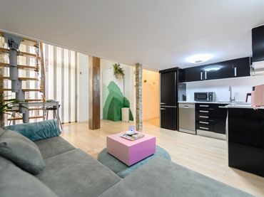 Duplex with lift to rent in De Hortaleza