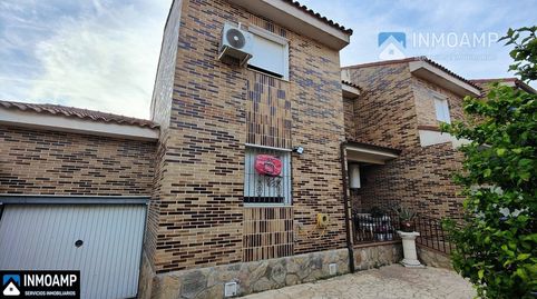 Foto 2 de Casa adosada de alquiler en Calle Cedillo, Ugena, Toledo