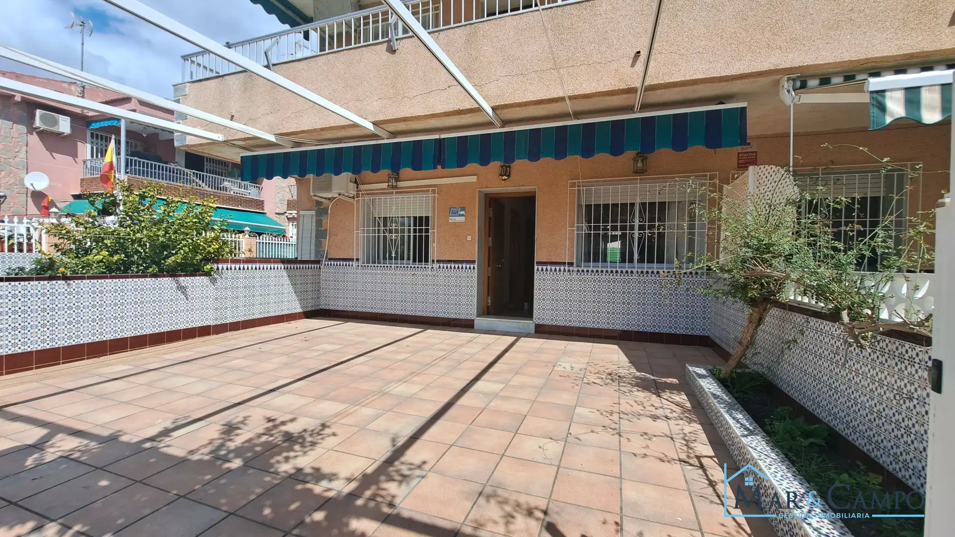 Casa adosada en venta en Los Narejos - Punta Calera