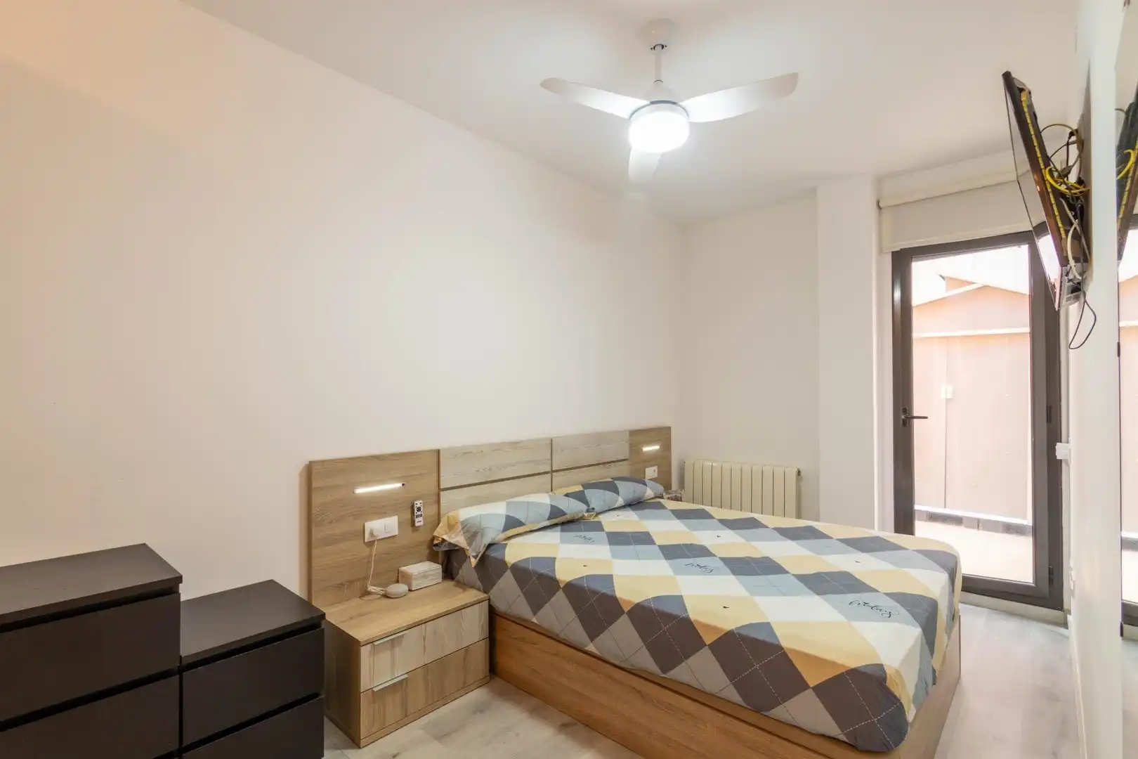 Bedroom of Duplexes for sale in Terrassa
