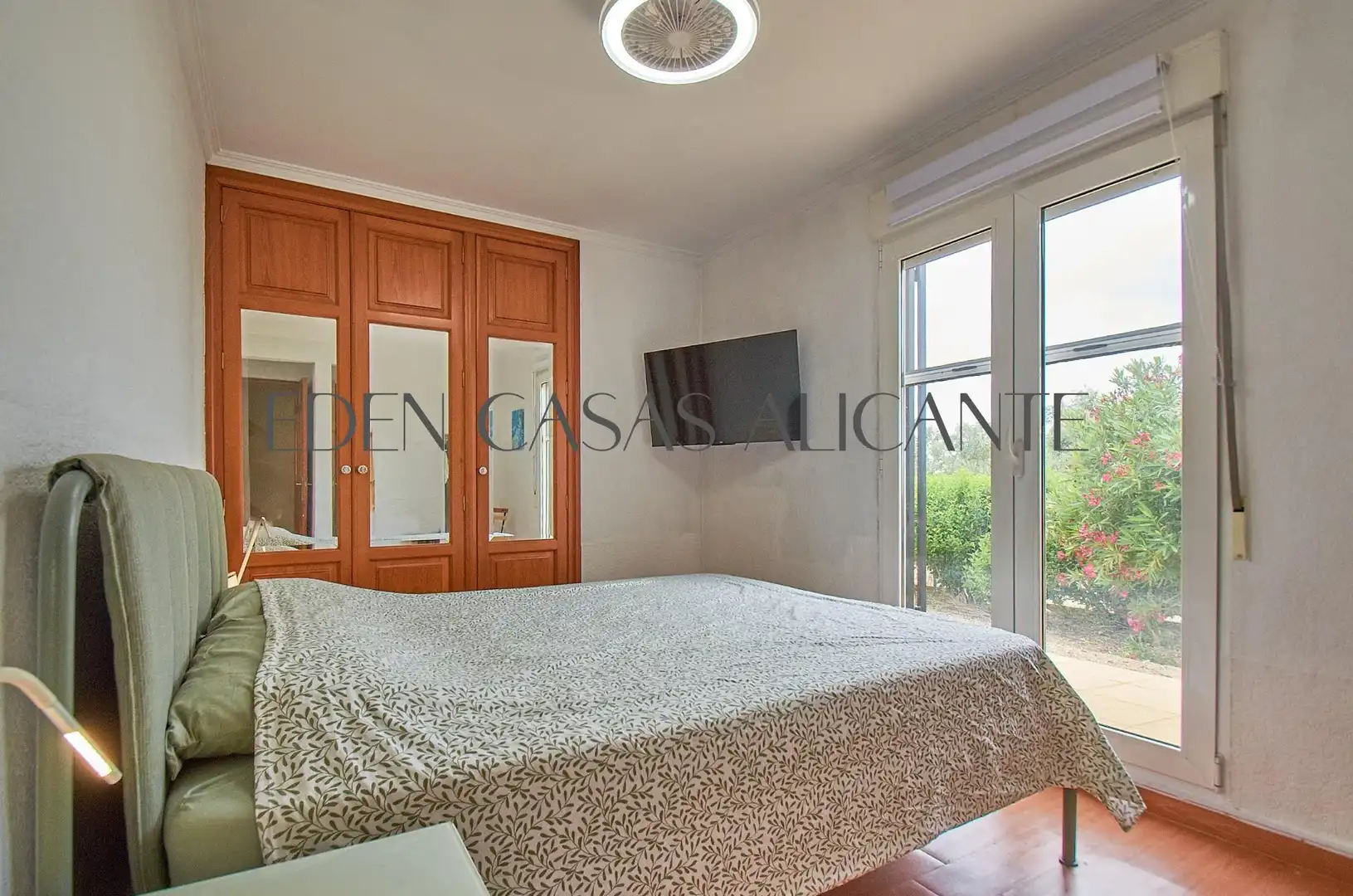 Habitación de Casa o chalet en venta en Biar con Aire acondicionado, Calefacción y Jardín privado