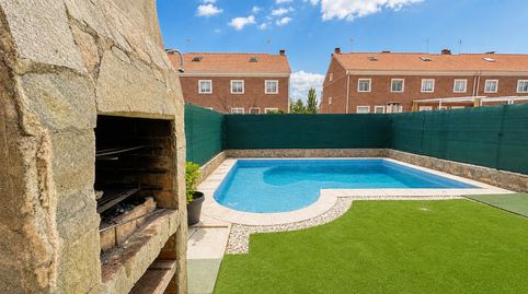 Foto 5 von Einfamilien-Reihenhaus zum Verkauf in Calle Granados, Vallehermoso, Azuqueca de Henares