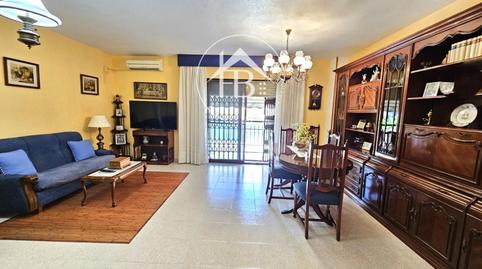 Foto 3 de Casa adosada en venda a Centro, Alicante