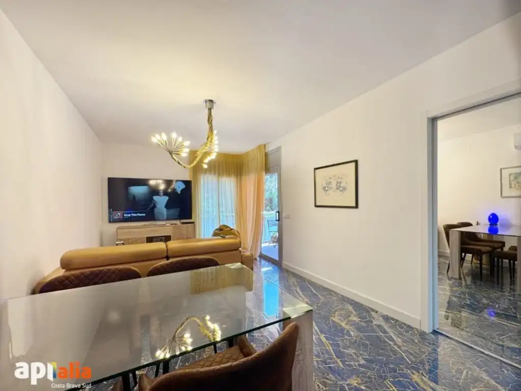 Sala d'estar de Apartament en venda en Lloret de Mar amb Aire condicionat, Calefacció i Forn