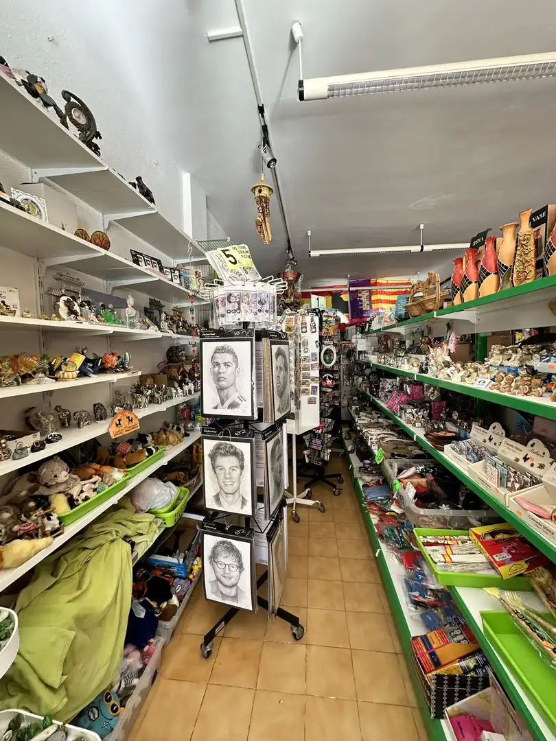 Local en venda en Calvià amb Aire condicionat, Terrassa i Moblat