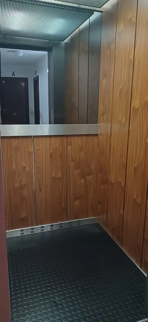 Piso de alquiler en Gijón  con Calefacción, Trastero y Piscina