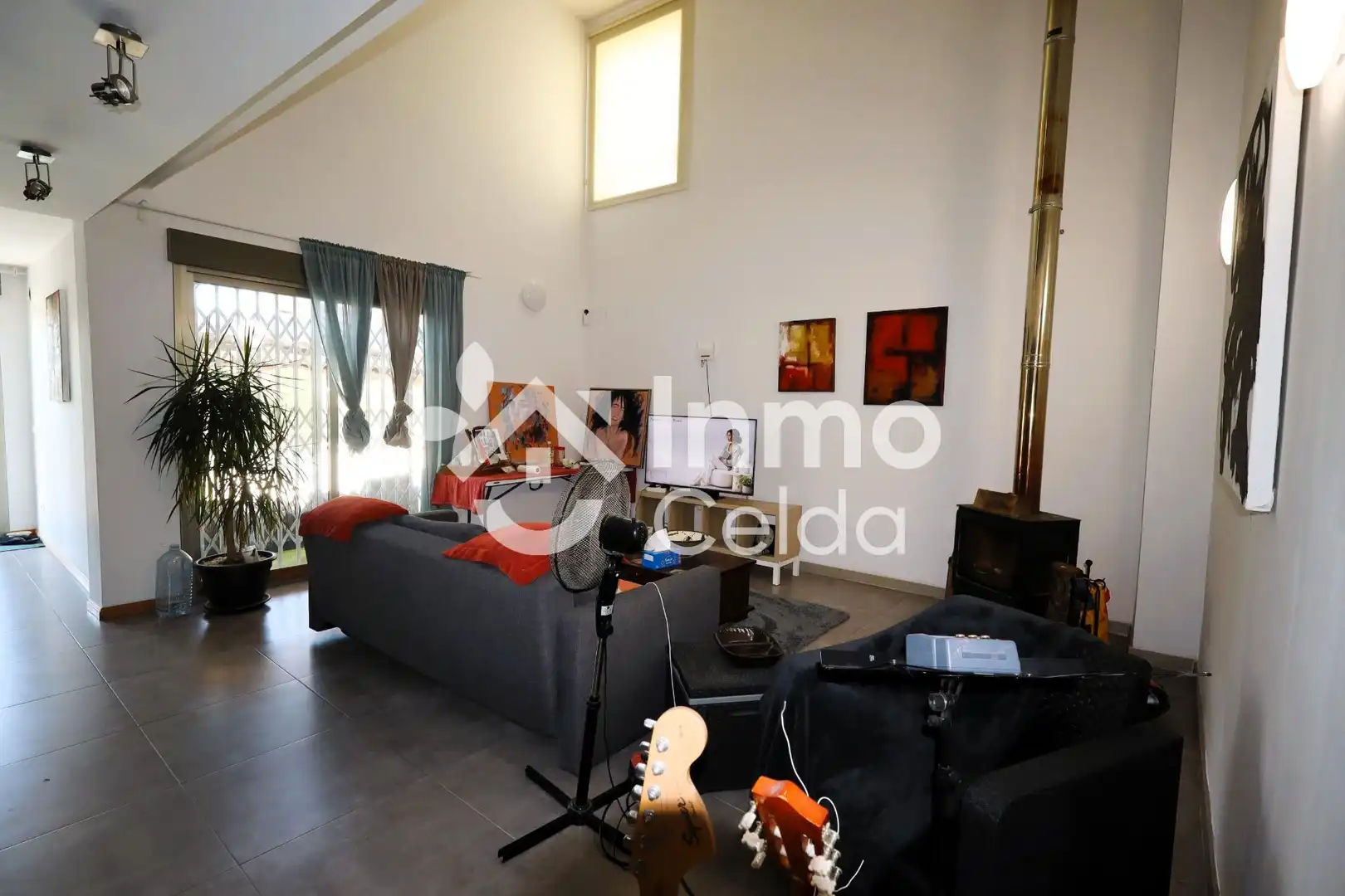 Sala de estar de Casa o chalet en venta en Chiva con Aire acondicionado, Calefacción y Jardín privado