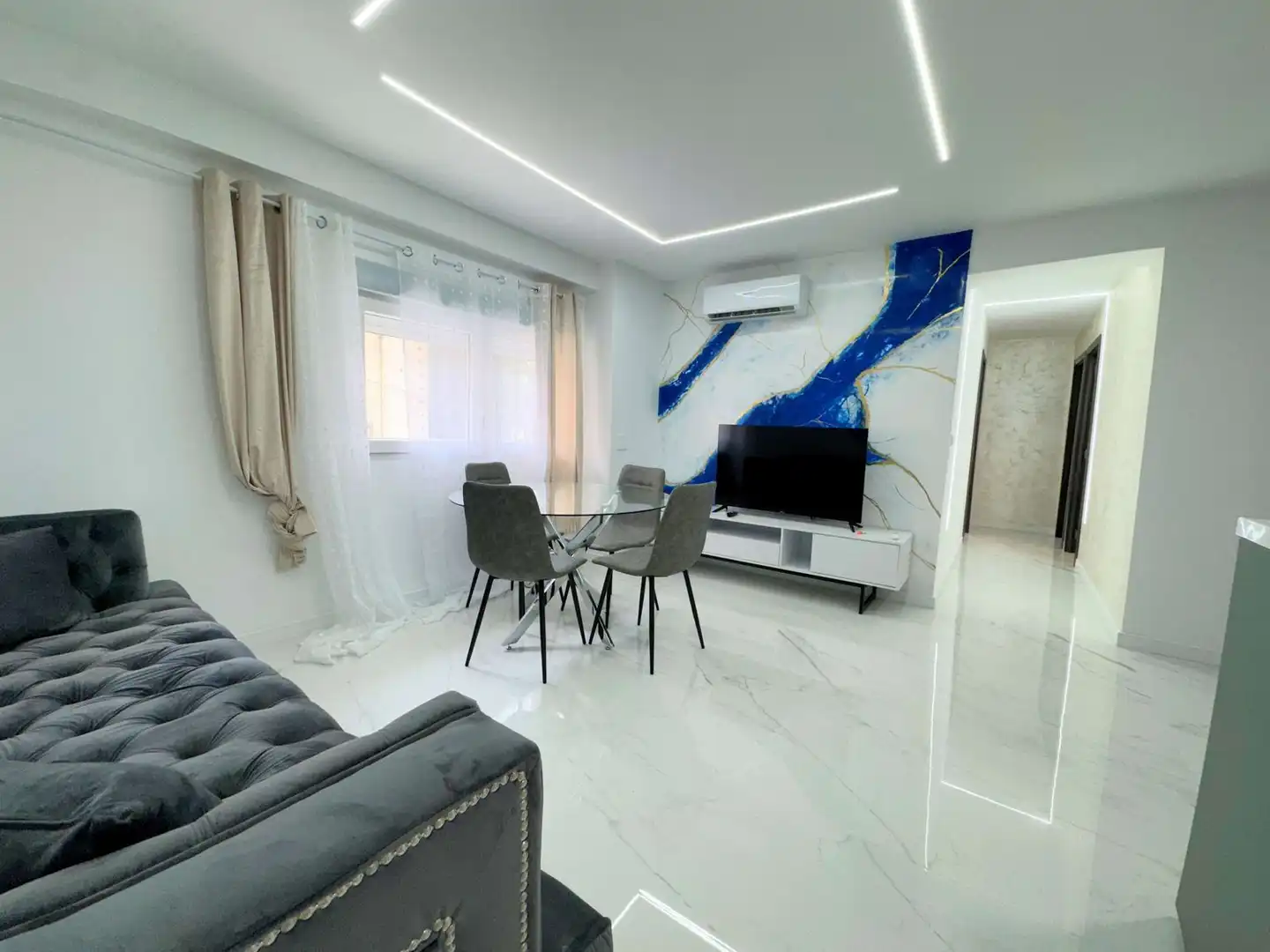 Sala de estar de Piso en venta en Alicante / Alacant con Aire acondicionado, Terraza y Trastero