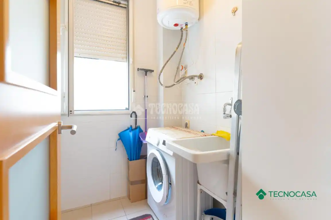 Baño de Piso en venta en Roquetas de Mar con Aire acondicionado y Terraza