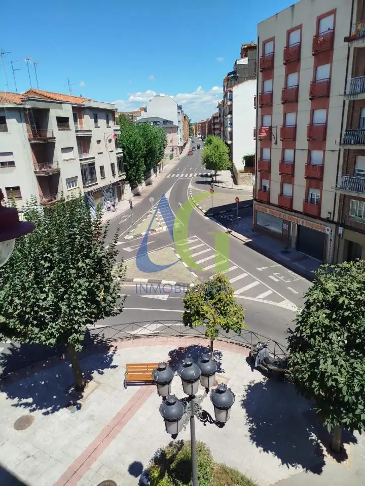 Pis en venda a SAN PEDRO, San Mamés - La Palomera