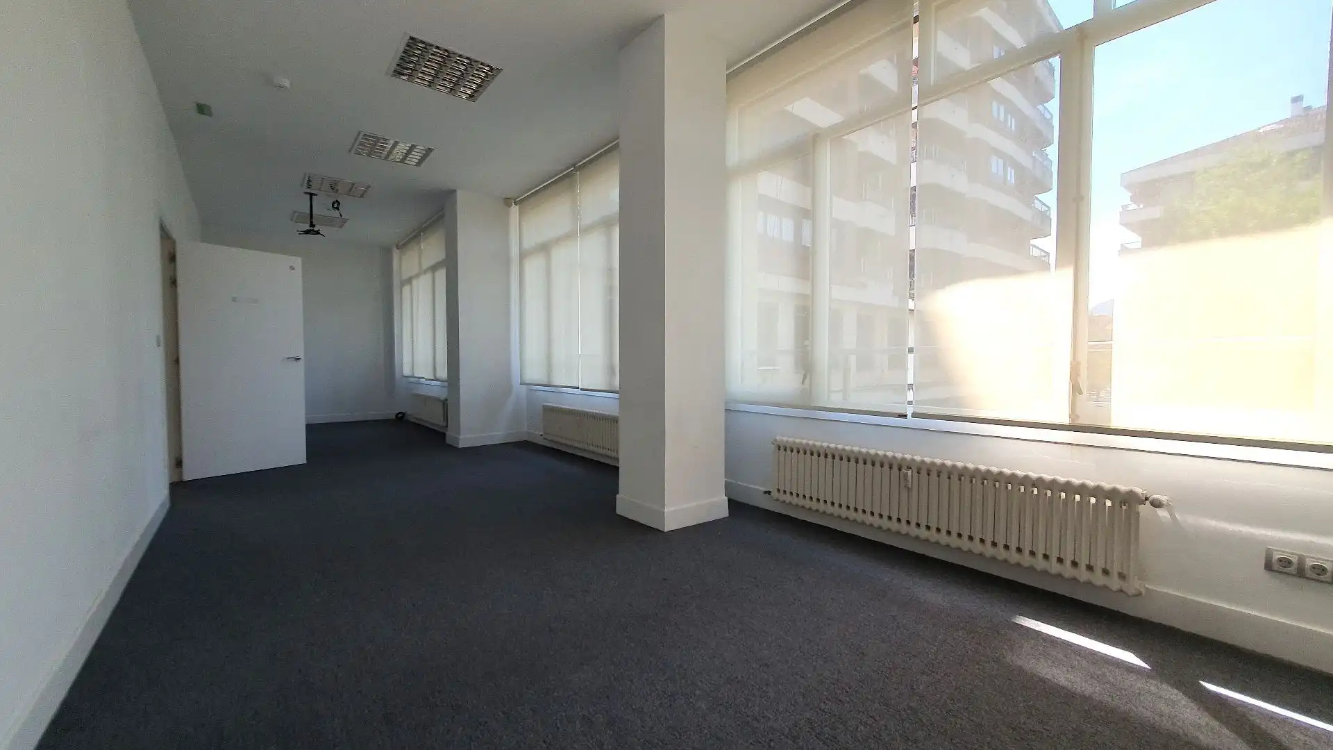 Business premises to rent in Centro - Mendibil - Santiago, imagen 33