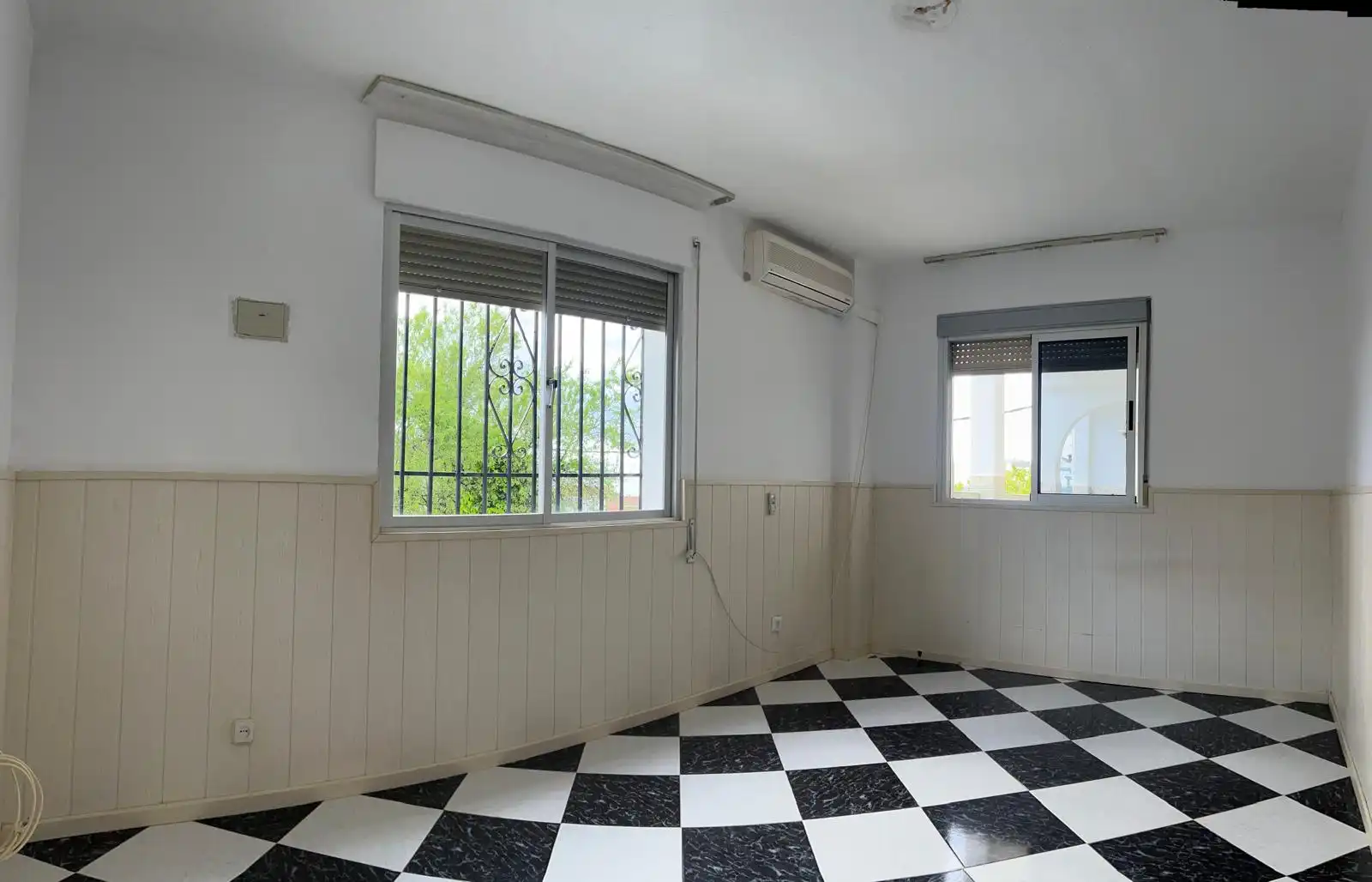 Habitación de Casa adosada en venta en Lucena con Terraza, Trastero y Balcón