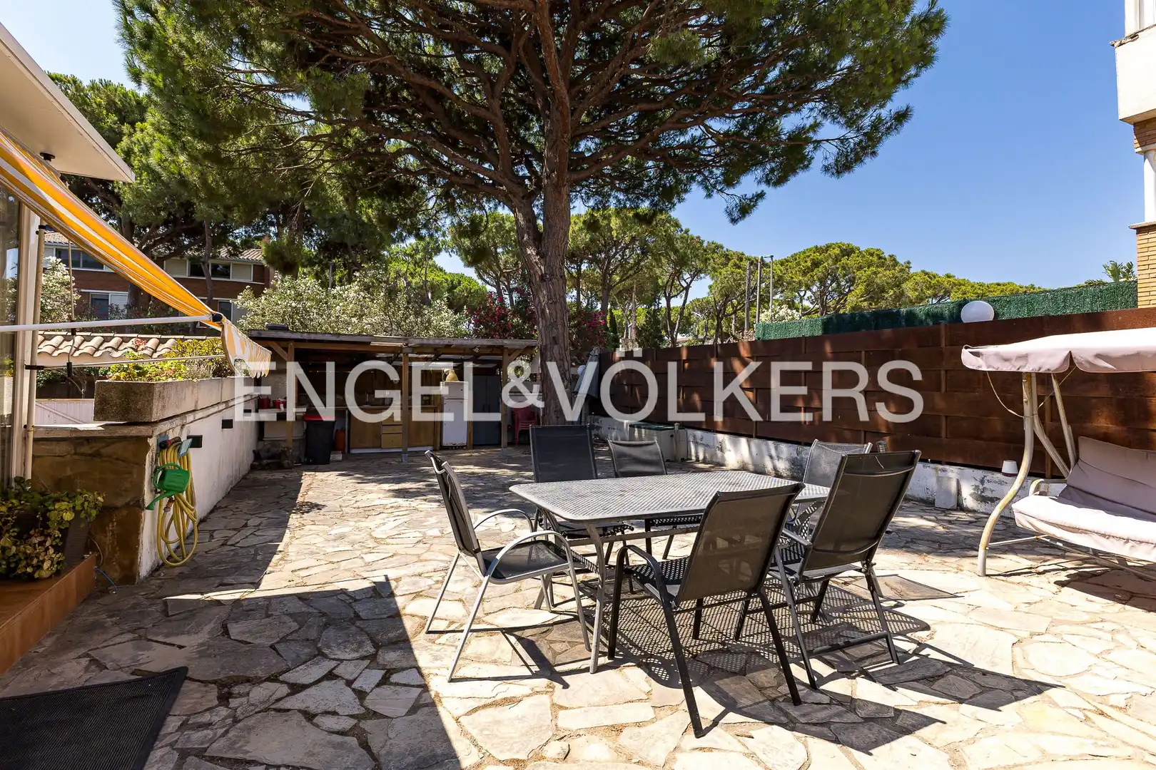 Terrassa de Casa o xalet en venda en Gavà amb Calefacció, Jardí privat i Terrassa