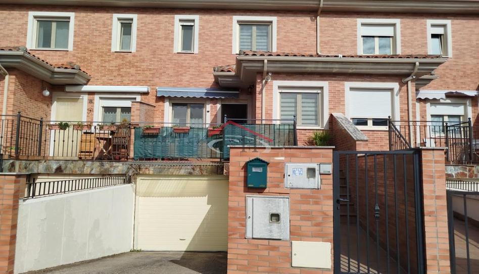 Foto 1 de Casa adosada en venda a El Palomar, Sariegos, León
