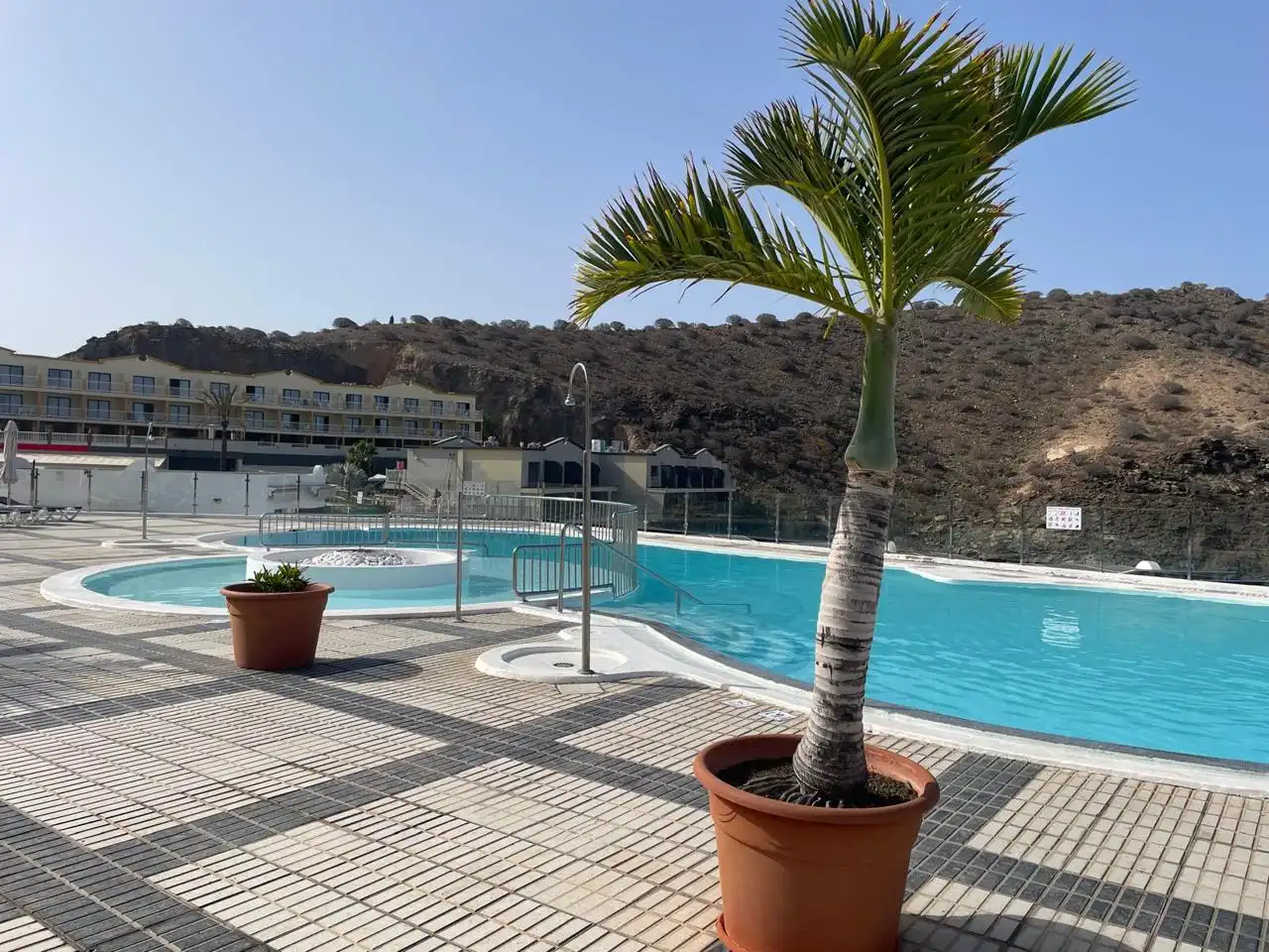 Piscina de Planta baja de alquiler en Mogán con Aire acondicionado, Terraza y Amueblado
