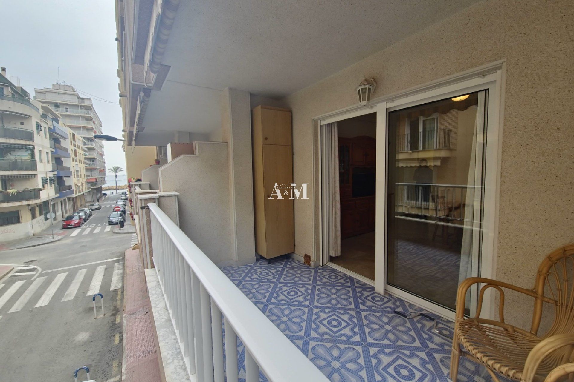 Terrassa de Pis de lloguer en Torrevieja amb Terrassa, Traster i Moblat