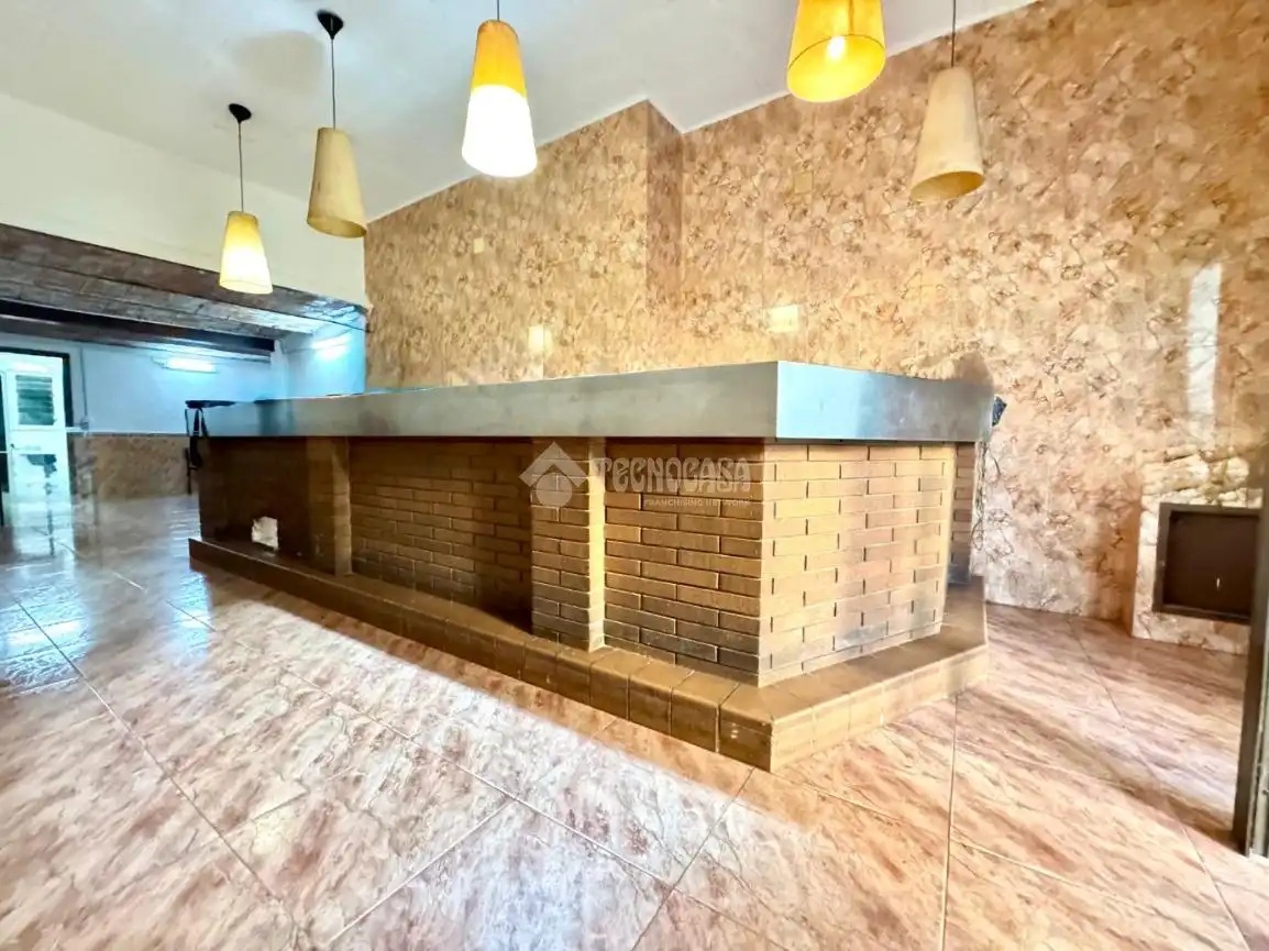 Local comercial en venda a Eixample, imagen 2