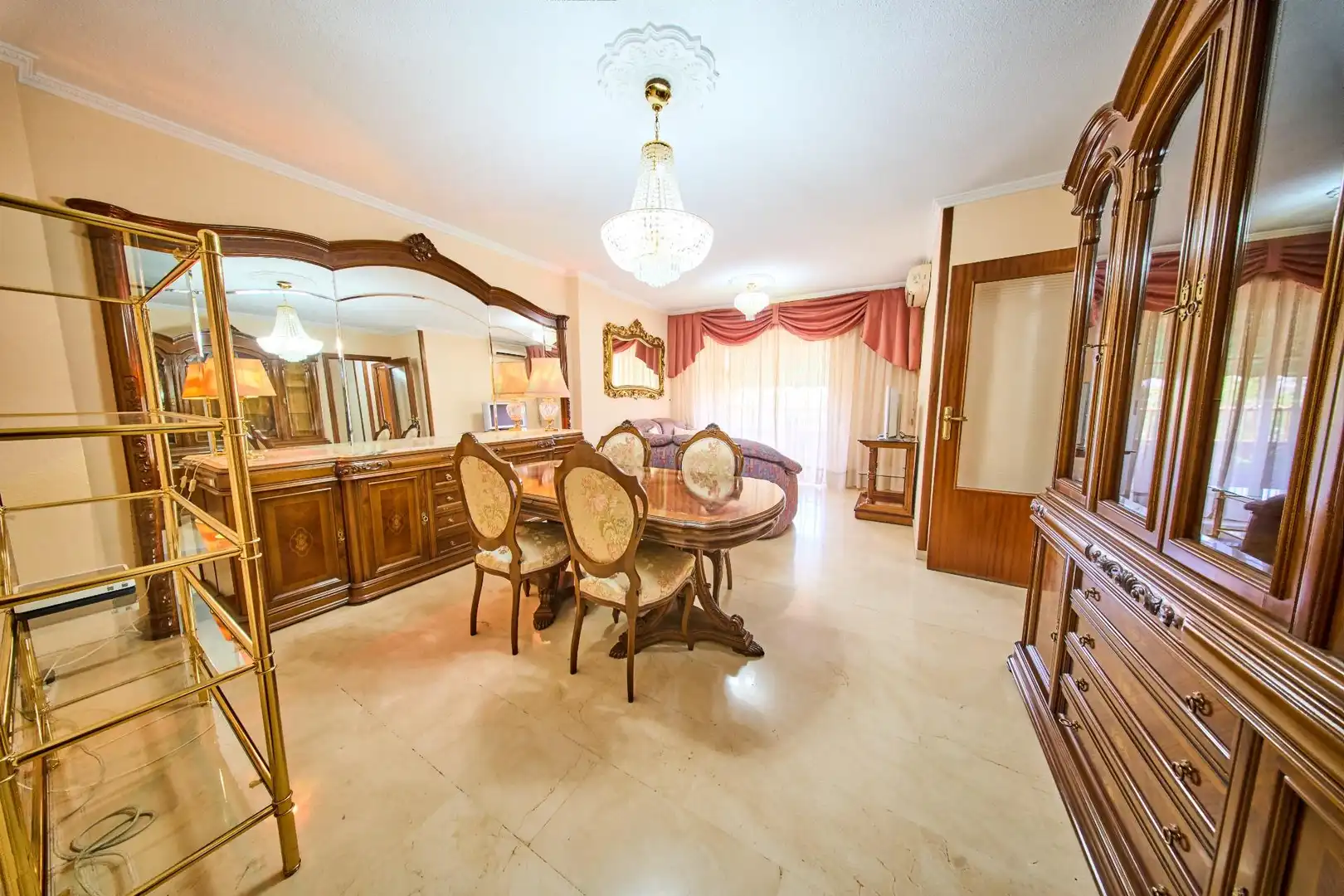 Dining room of Flat for sale in Granada