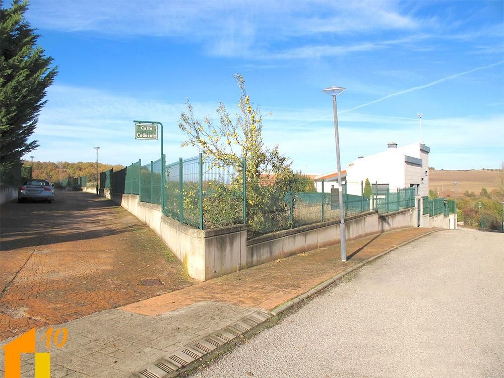 Vista exterior de Residencial en venda en Carcedo de Burgos