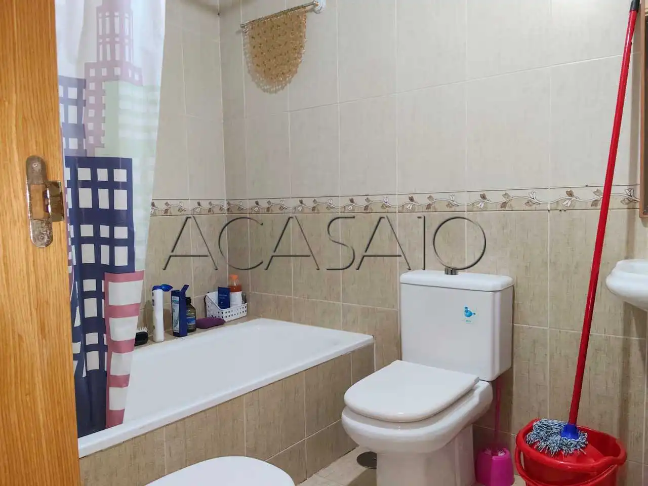 Bathroom of Flat for sale in El Viso de San Juan  with Heating