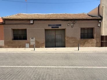 Business premises for sale in Calle Mayor 39