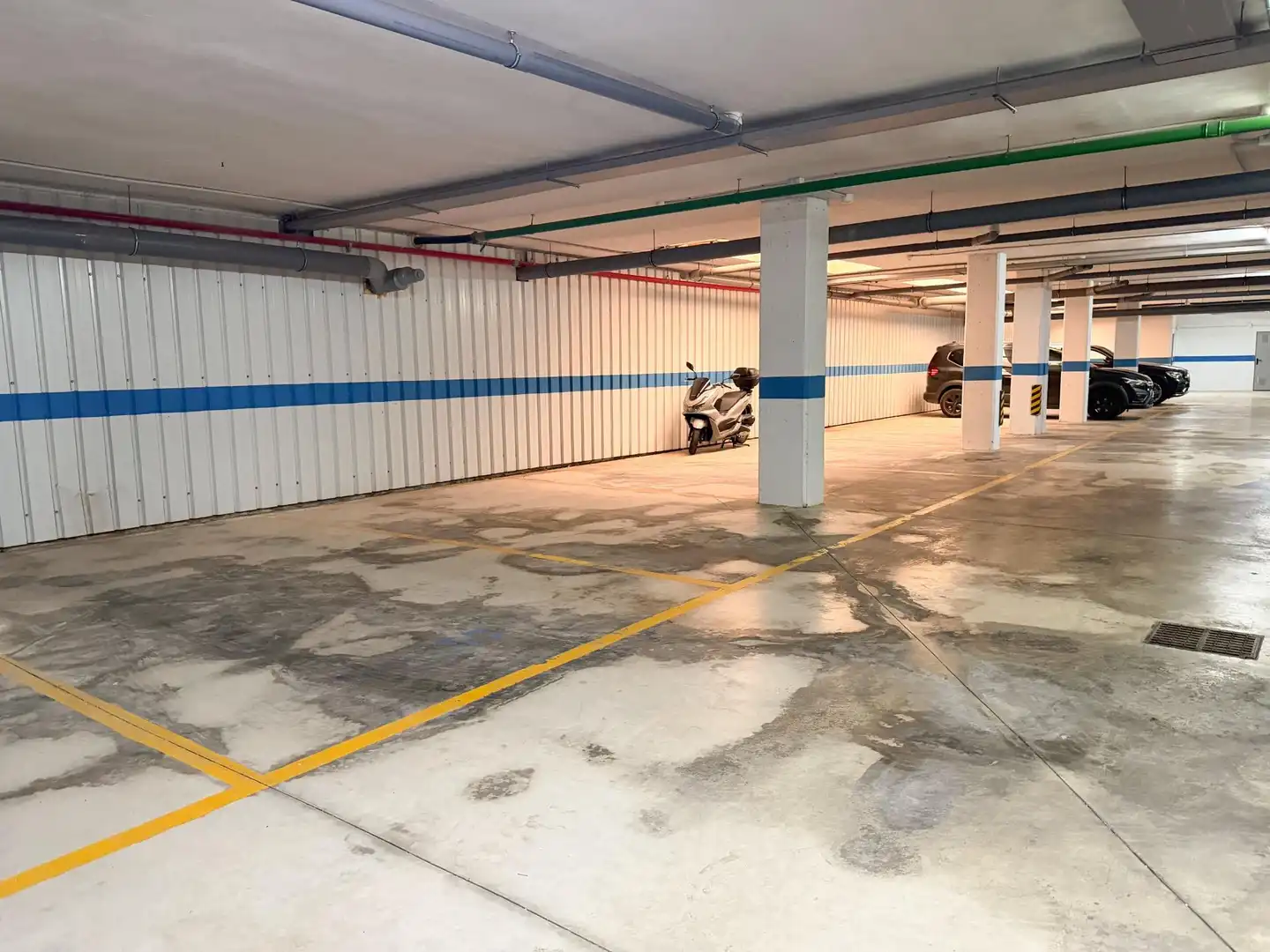 Aparcament de Apartament de lloguer en El Puig de Santa Maria amb Calefacció, Jardí privat i Terrassa
