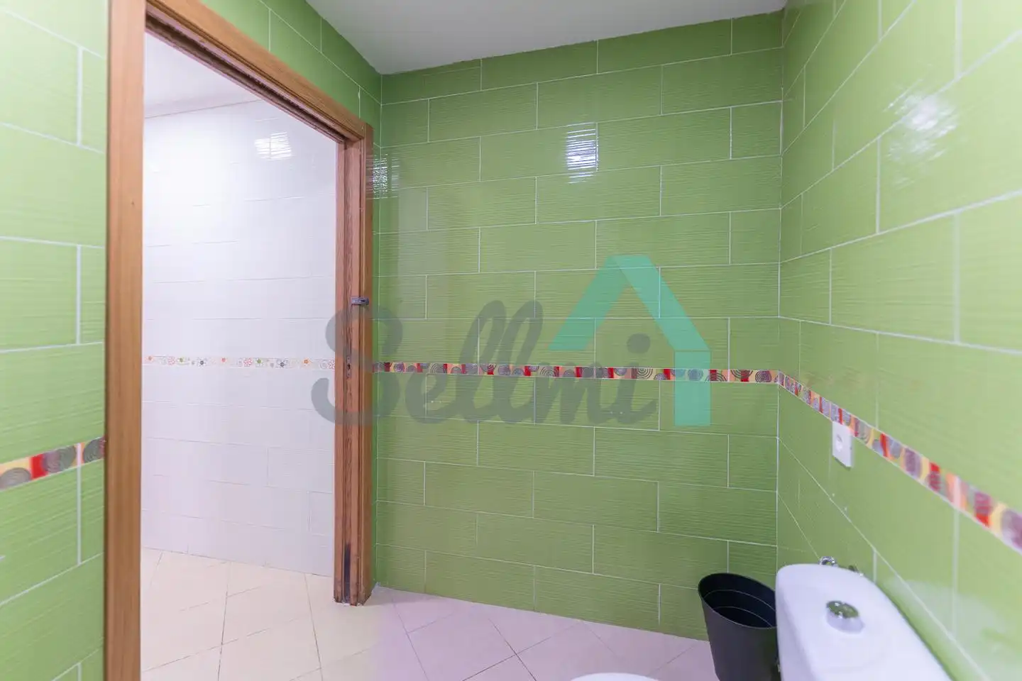Bathroom of Houses for rent in Gijón   with Heating, Private garden and Terrace