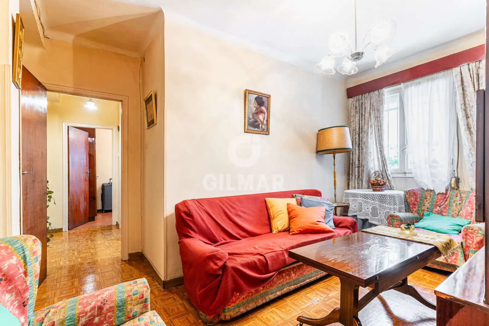 Sala d'estar de Pis en venda en Madrid
