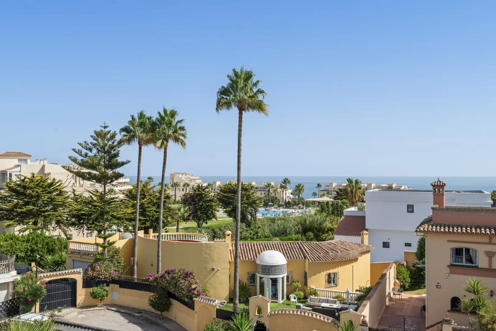 Exterior view of Houses for sale in Mijas  with Air Conditioner, Private garden and Terrace