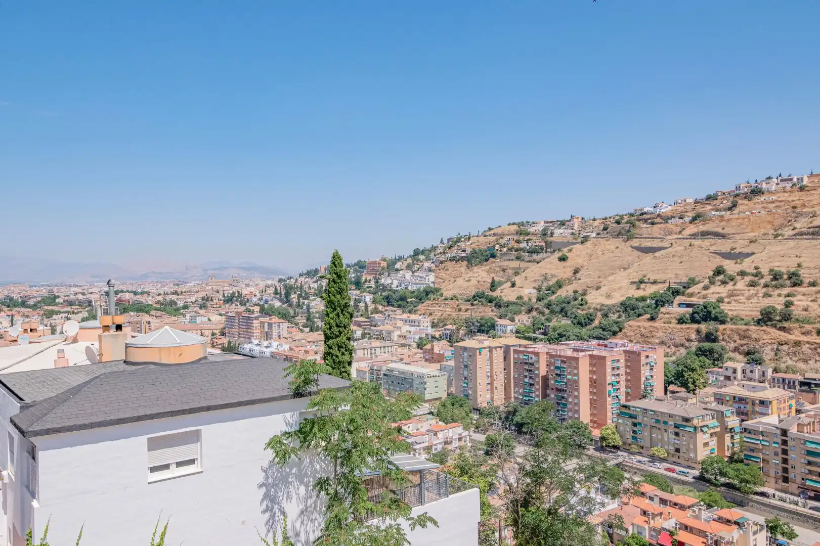 Vista exterior de Casa adosada de lloguer en Granada amb Aire condicionat, Calefacció i Terrassa