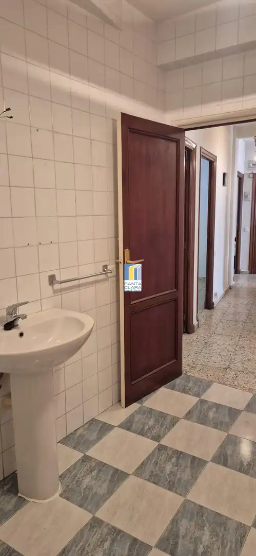 Bany de Pis en venda en Zamora Capital  amb Calefacció, Terrassa i Balcó
